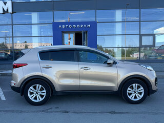 2018 Kia Sportage IV, коричневый, 1755000 рублей, вид 4