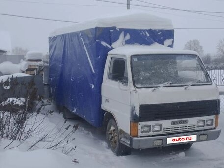 1989 Mazda Titan, белый, 890000 рублей, вид 2