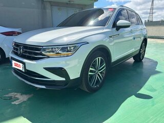 2022 Volkswagen Tiguan II Рестайлинг, белый, 2099100 рублей, вид 2