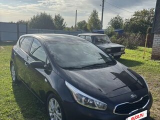 2014 Kia Ceed II, чёрный, 900000 рублей, вид 2