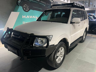 2011 Mitsubishi Pajero IV Рестайлинг 1, белый, 1500000 рублей, вид 1