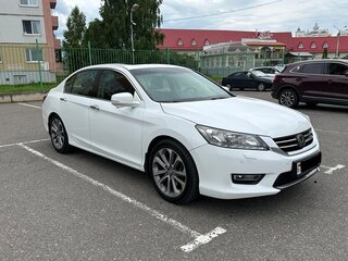 2013 Honda Accord IX, белый, 1499000 рублей, вид 3