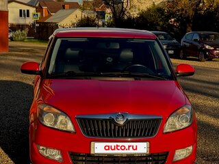 2013 Skoda Fabia II Рестайлинг, красный, 745000 рублей, вид 2