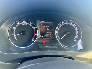 2019 Skoda Rapid I Рестайлинг, белый, 830000 рублей, вид 3