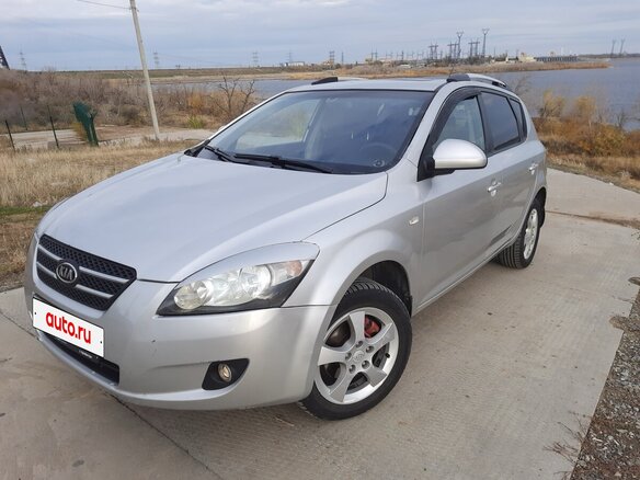 2007 Kia Ceed I, серебристый, 650000 рублей