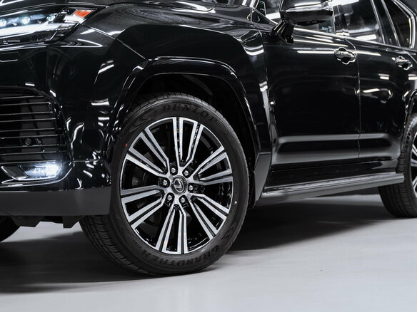 2026 Lexus LX 500d IV, чёрный - вид 10