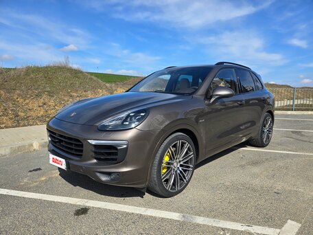 2015 Porsche Cayenne S Diesel II Рестайлинг (958), коричневый, 4700000 рублей, вид 1
