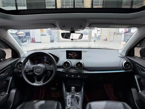 2022 Audi Q2 35 TFSI I Рестайлинг, чёрный - вид 5