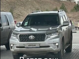 2010 Toyota Land Cruiser Prado 150 Series, серый, 2400000 рублей, вид 3