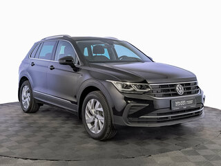 2021 Volkswagen Tiguan II Рестайлинг, чёрный, 3780000 рублей, вид 3