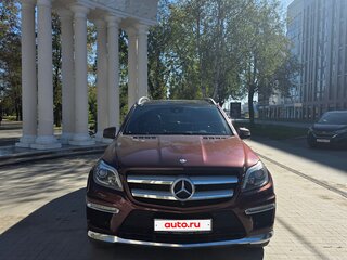 2014 Mercedes-Benz GL-Класс 500 II (X166), красный, 3000000 рублей, вид 2