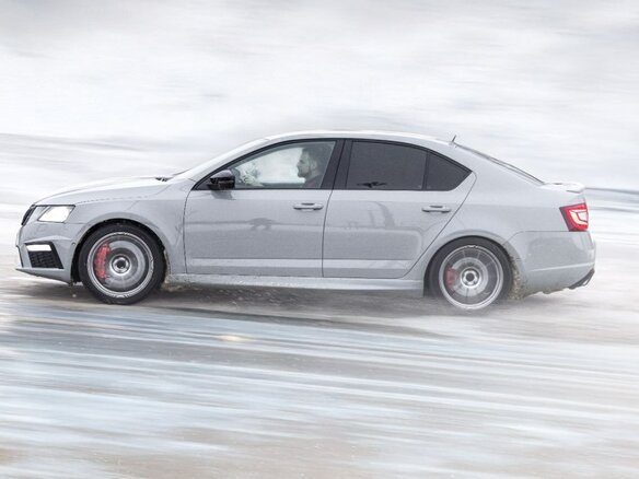 2014 Skoda Octavia RS III, синий, 3300000 рублей - вид 5