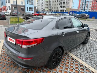 2015 Kia Rio III Рестайлинг, серый, 799999 рублей, вид 3