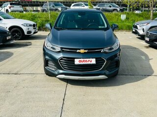 2022 Chevrolet Trax I Рестайлинг, серый, 1525000 рублей, вид 3