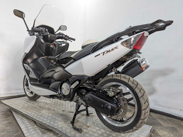 2010 Yamaha TMAX, белый, 655000 рублей - вид 2