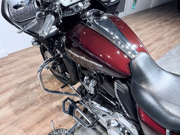 2018 Harley-Davidson Road Glide, пурпурный, 1899000 рублей - вид 25