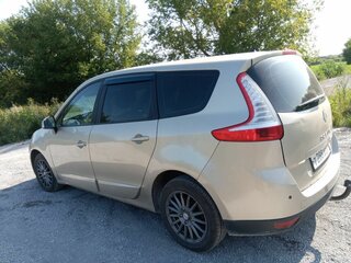 2011 Renault Scenic Grand III, бежевый, 600000 рублей, вид 4