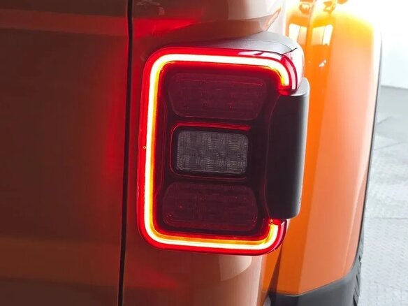 2023 Jeep Gladiator II (JT), оранжевый, 6900000 рублей - вид 25