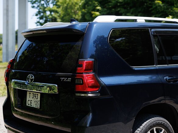 2021 Toyota Land Cruiser Prado 150 Series Рестайлинг 3, синий, 6100000 рублей - вид 15
