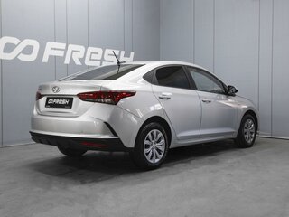 2021 Hyundai Solaris II Рестайлинг, серый, 1320000 рублей, вид 2