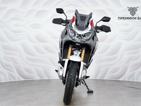 2026 Honda CRF 1100L Africa Twin, серый, 2299000 рублей, вид 4