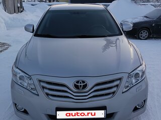 2011 Toyota Camry VI (XV40) Рестайлинг, серебристый, 1200000 рублей, вид 3