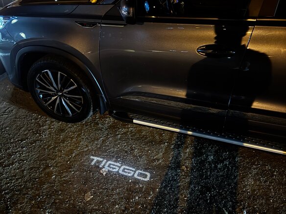 2021 Chery Tiggo 8 Pro I, серый, 1800000 рублей - вид 2