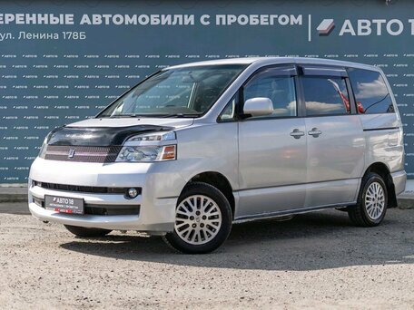 Toyota Voxy I (R60)