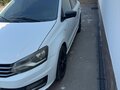 2018 Volkswagen Polo V Рестайлинг, белый, 650000 рублей - вид 1