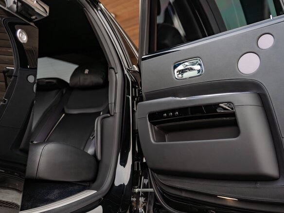 2015 Rolls-Royce Ghost I Рестайлинг (Series II), чёрный, 14500000 рублей - вид 14