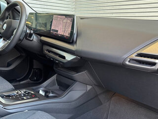 2025 BMW 2 серии Gran Coupe L 220i L F74/78, серебристый, 4346664 рублей, вид 5