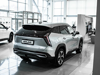 2026 Geely Atlas II, серебристый, 3449990 рублей, вид 4