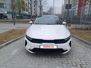 2022 Kia K5 III, белый, 2650000 рублей, вид 2