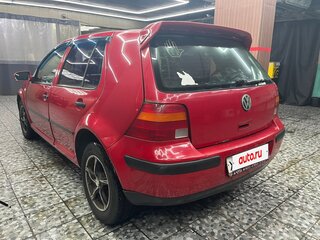 2002 Volkswagen Golf IV, красный, 280000 рублей, вид 5