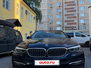 2017 BMW 5 серии 520d xDrive VII (G30/G31/G38), синий, 2899999 рублей, вид 3
