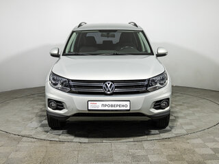 2013 Volkswagen Tiguan I Рестайлинг, серебристый, 1269989 рублей, вид 2