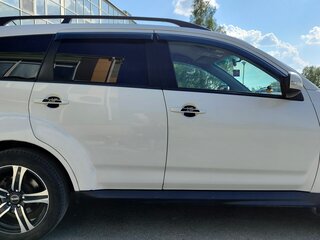 2011 Mitsubishi Outlander II Рестайлинг, белый, 1130000 рублей, вид 5