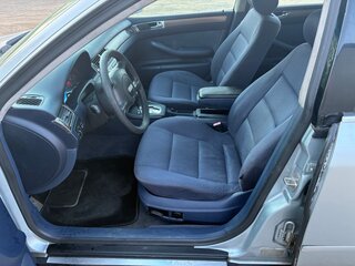 1997 Audi A6 II (C5), серый, 290000 рублей, вид 3