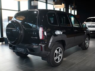 2023 Lada (ВАЗ) Niva Travel I, чёрный, 960000 рублей, вид 5