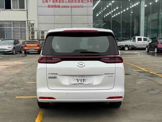 2021 GAC Trumpchi M6, белый, 2678909 рублей, вид 4
