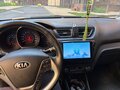 2015 Kia Rio III Рестайлинг, белый, 550000 рублей - вид 5