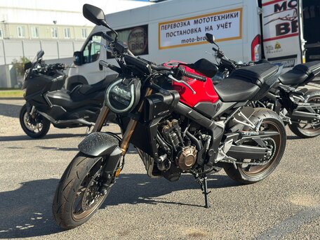 2026 Honda CB 650R, чёрный, 1399900 рублей, вид 2