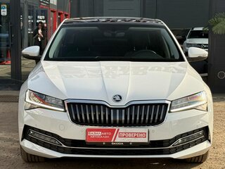 2024 Skoda Superb III Рестайлинг, белый, 3500000 рублей, вид 3