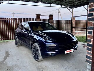 2017 Porsche Cayenne Diesel II Рестайлинг (958), фиолетовый, 5450000 рублей, вид 1