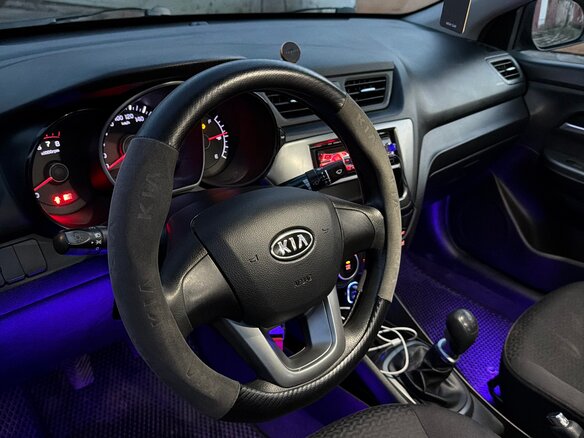 2012 Kia Rio III, чёрный, 750000 рублей - вид 11