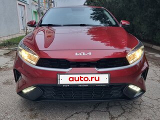 2021 Kia Cerato IV Рестайлинг, красный, 2070000 рублей, вид 1