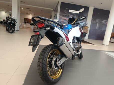 2021 Honda CRF 1100L Africa Twin, белый, 1795000 рублей, вид 4