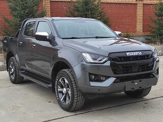 2025 Isuzu D-Max III, серый, 4270000 рублей, вид 2