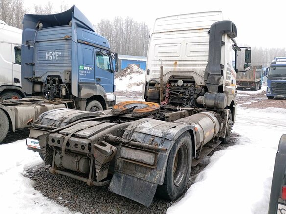 2021 КамАЗ 5490, белый - вид 2