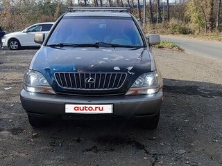 1998 Lexus RX 300 I, золотистый, 850000 рублей, вид 3